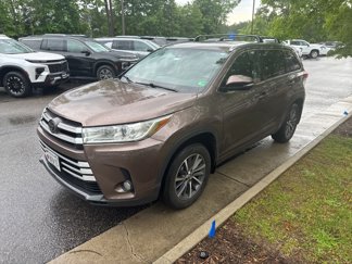 Used 2018 Toyota Highlander AWD V6 image 1