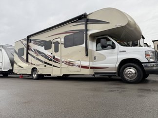 Used 2018 Ford E-450 and Econoline 450 Super Duty w/ Motorhome Prep Package image 1