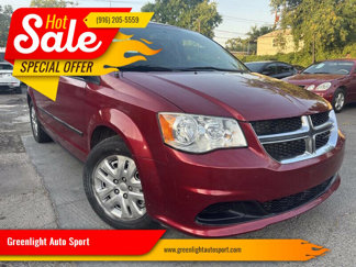 Used 2016 Dodge Grand Caravan American Value Package w/ UConnect Hands-Free Group image 1