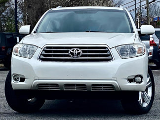 Used 2010 Toyota Highlander Limited image 1