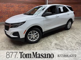 Used 2022 Chevrolet Equinox LS w/ LS Convenience Package image 1