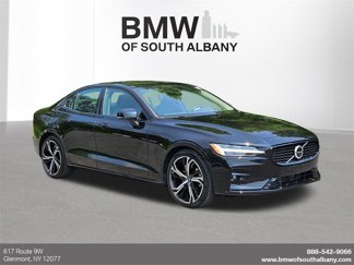Used 2024 Volvo S60 B5 Core image 1