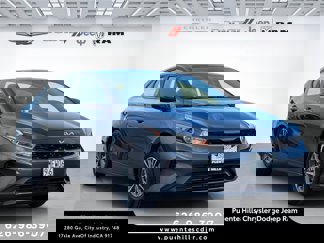 Used 2024 Kia Forte LXS w/ LXS Technology Package image 1