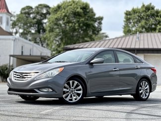 Used 2013 Hyundai Sonata SE image 1