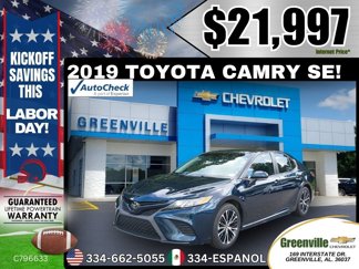 Used 2019 Toyota Camry SE image 1