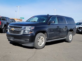 Used 2018 Chevrolet Suburban LT image 1