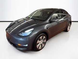 Used 2023 Tesla Model Y Long Range image 1