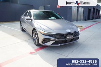 New 2025 Hyundai Elantra SEL image 1