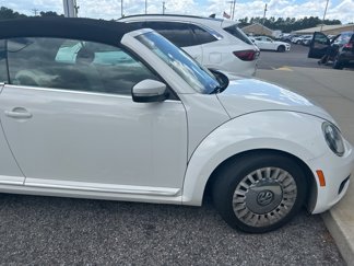 Used 2013 Volkswagen Beetle 2.5 image 1