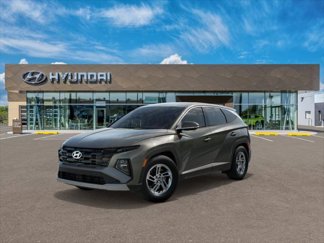 New 2025 Hyundai Tucson SE image 1
