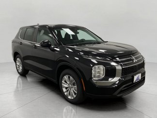New 2025 Mitsubishi Outlander ES image 1