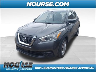 Used 2020 Nissan Kicks S image 1