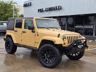 Used 2013 Jeep Wrangler Unlimited Sahara image 1
