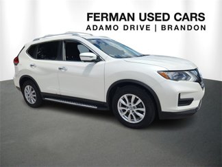 Used 2017 Nissan Rogue SV image 1