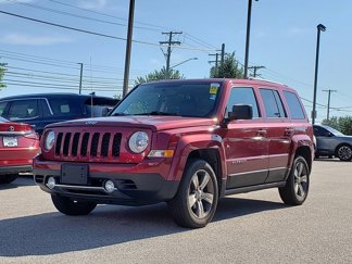 Used 2017 Jeep Patriot High Altitude image 1