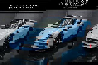 Used 2024 Ferrari SF90 Spider image 1