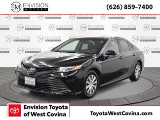 Used 2018 Toyota Camry LE image 1