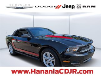 Used 2012 Ford Mustang Convertible image 1
