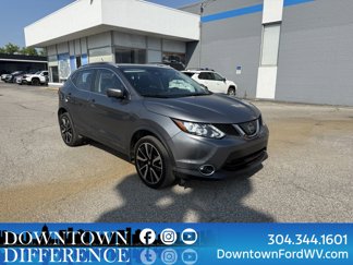 Used 2018 Nissan Rogue Sport SL image 1