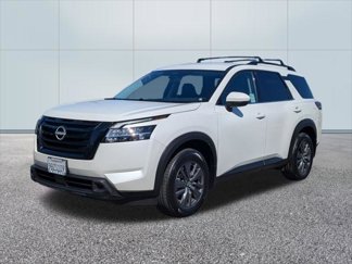 Used 2022 Nissan Pathfinder SV image 1