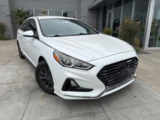 Used 2018 Hyundai Sonata SE image 1