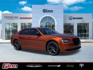 Used 2021 Chrysler 300 Touring w/ Sport Appearance Package video 1