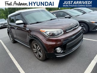 Used 2017 Kia Soul + image 1