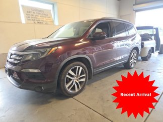Used 2017 Honda Pilot Touring image 1