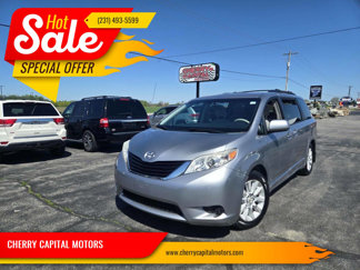 Used 2012 Toyota Sienna LE image 1