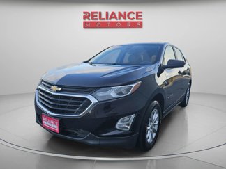 Used 2020 Chevrolet Equinox LS w/ LS Convenience Package image 1
