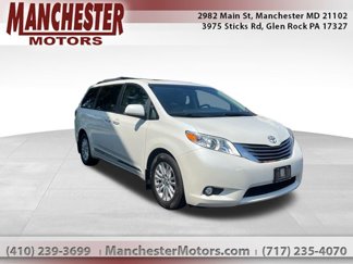 Used 2017 Toyota Sienna XLE image 1