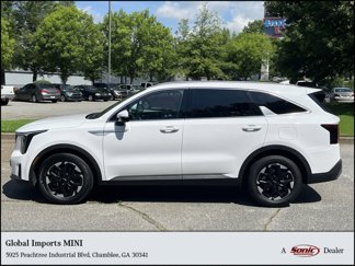 Used 2024 Kia Sorento S image 1
