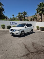Used 2015 Nissan Pathfinder Platinum w/ Cargo Package image 1