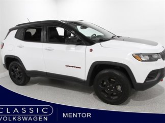Used 2023 Jeep Compass Trailhawk image 1