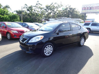 Used 2012 Nissan Versa SV image 1
