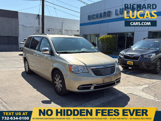 Used 2011 Chrysler Town & Country Touring-L w/ Entertainment Group #2 image 1
