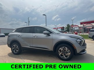 Used 2023 Kia Sportage LX image 1