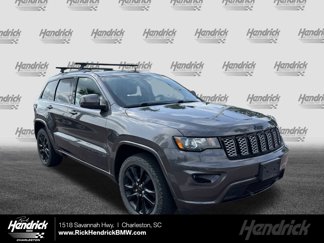 Used 2020 Jeep Grand Cherokee Altitude image 1