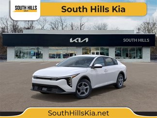 New 2025 Kia K4 LXS image 1