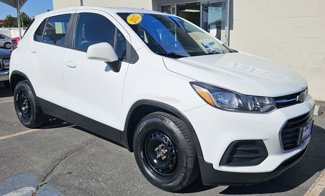 Used 2017 Chevrolet Trax LS image 1