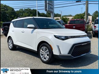Used 2025 Kia Soul LX image 1