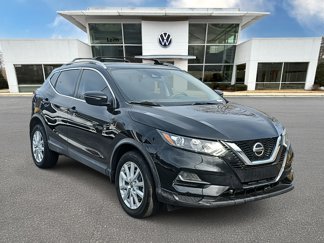 Used 2020 Nissan Rogue Sport SV image 1