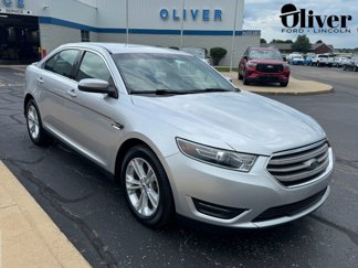 Used 2018 Ford Taurus SEL w/ Equipment Group 201A image 1