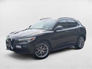 Used 2018 Alfa Romeo Stelvio Ti Sport image 1