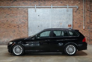 Used 2011 BMW 328i xDrive Wagon image 1