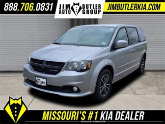 Used 2016 Dodge Grand Caravan SXT image 1