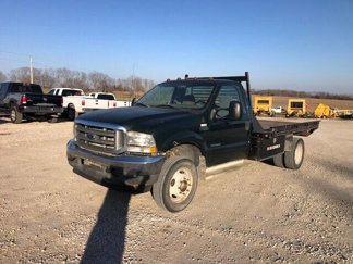 Used 2002 Ford F550 2WD Regular Cab Super Duty image 1