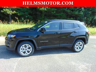 New 2025 Jeep Compass Latitude image 1