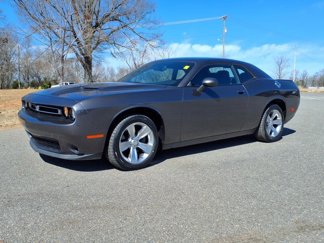 Used 2021 Dodge Challenger SXT image 1