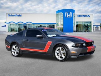 Used 2010 Ford Mustang GT image 1